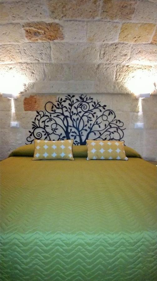 My Monopoli - Casa Dei Fiori Suite "Mimosa" Casa D'Epoca Extérieur photo